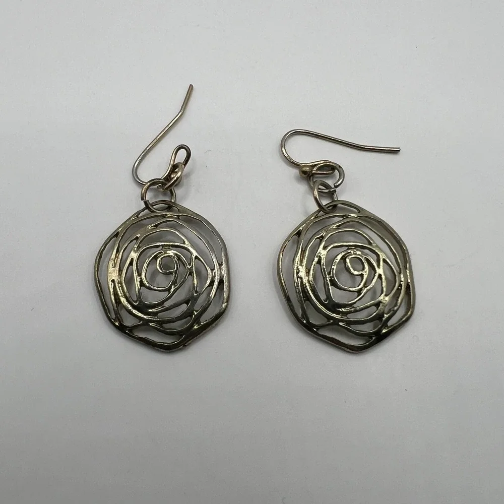 Pierced Earrings Rose Flower Silver Tone Hook Wire‎ Dangle Drop